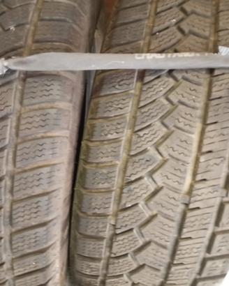 4 Pneumatici invernali al 70%