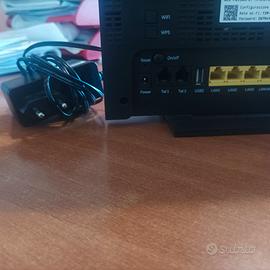 ROUTER TIM HUB MODELLO ZXHN
