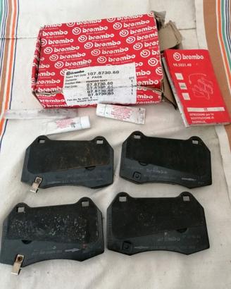 Pasticche anteriori nissan 350 Z marca Brembo