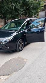 opel zafira tourer