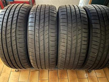 4 pneumatici estivi Bridgestone Turanza 215/5 R17