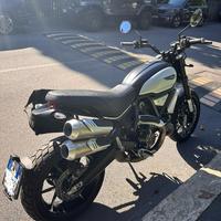 Ducati scrambler 1100 dark pro