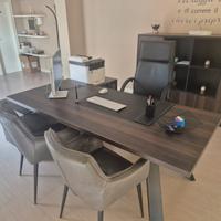 arredamento pregiato per ufficio 