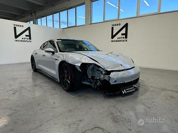 PORSCHE Taycan GTS