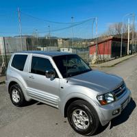 MITSUBISHI PAJERO 3.2 DI-D AUTOVETTURA  3 PORTE
