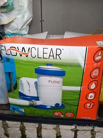 pompa e scaletta piscina 