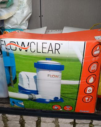 pompa e scaletta piscina 