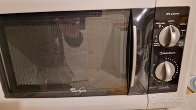 Forno a microonde Whirlpool 