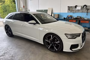Audi A6 Avant 40 tdi S line Quattro
