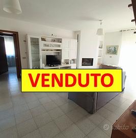 Cervignano ampio appartamento con soffitta