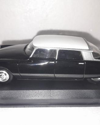 Citroen Ds 1/43