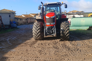 Trattore Massey Ferguson