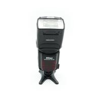 Nikon Speedlight SB-900