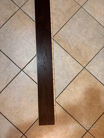 Parquet in legno colore Noce scuro (45m quadri)