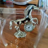 orologio da tavolo in scultura 