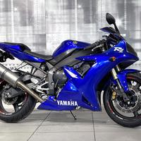Yamaha YZF R1