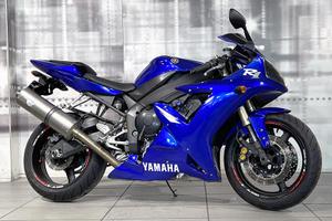Yamaha YZF R1