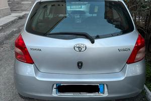 Toyota yaris 2009