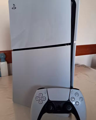 Playstation 5 Slim + dualsense + lettore disco