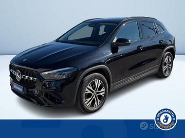 Mercedes-Benz GLA 180 d Automatic Advanced Pr...