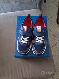 Scarpe bimbo Nuove Adidas e Navigare numero 34