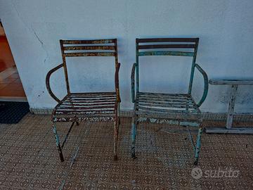 Coppia di sedie in ferro da terrazzo vintage