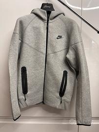 Nike Tech Fleece felpa e pantalone