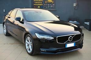Volvo S90 D5 AWD Geartronic Momentum