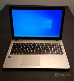 ASUS X540S – 15,6" – 4 GB RAM – 500 GB HDD