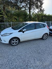 Ford fiesta 2012