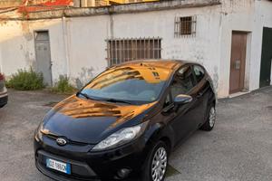 Ford fiesta 1.4 benzina/gpl