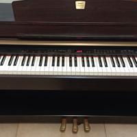 Pianoforte digitale Yamaha Clavinova 330