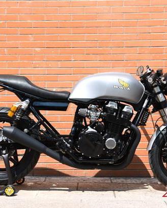 Honda CB 750 cafe racer