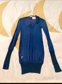 Lunga blusa/vestito blu con farfalla