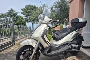 Beverly  400 ie bianco perla