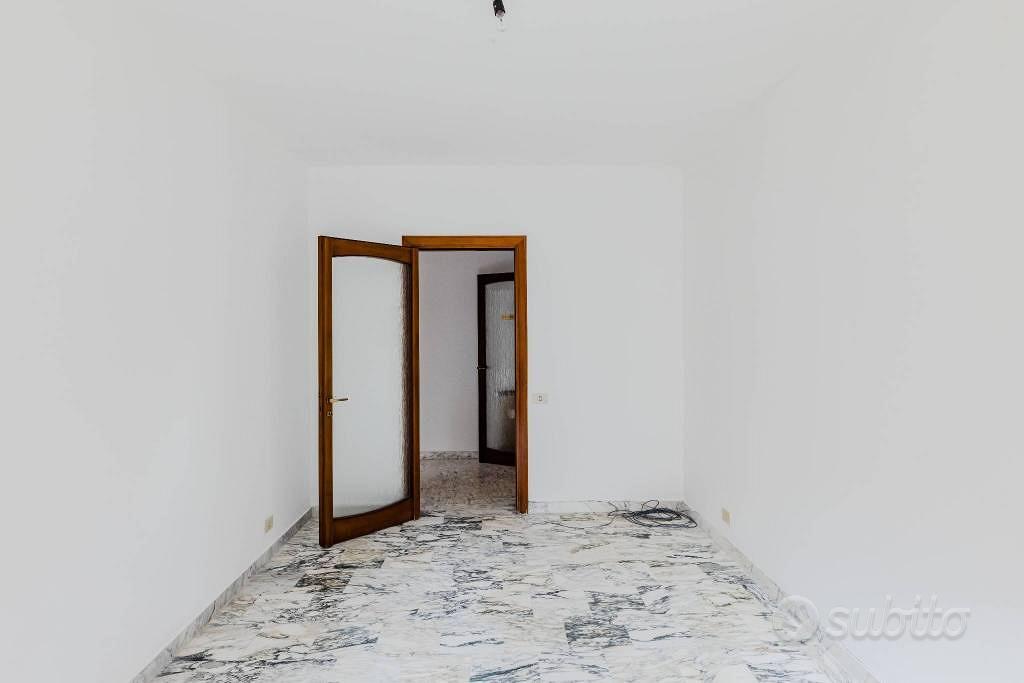 Immobile di 125 m² con 4 locali a Varese - Vista 3