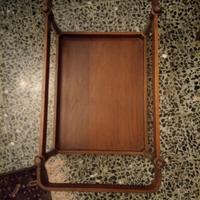 tavolino con rotelle da salotto o porta liquori