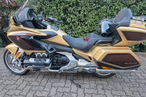 Honda GL 1800 tour dct my 25 50esimo anniversario