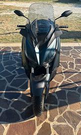 xmax 300