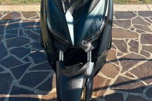 xmax 300
