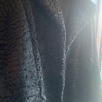 Pelliccia Swakara nera