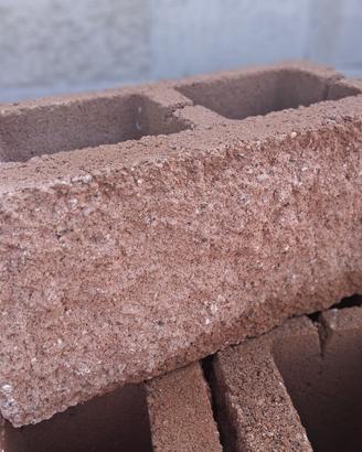 BLOCCHI IN CEMENTO SPLITTATI E LISCI CM. 20x40xH20