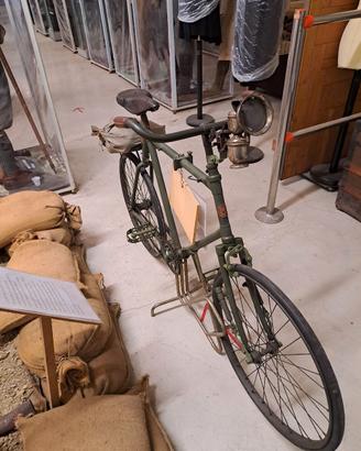 bicicletta dei bersaglieri bianchi mod 25-34