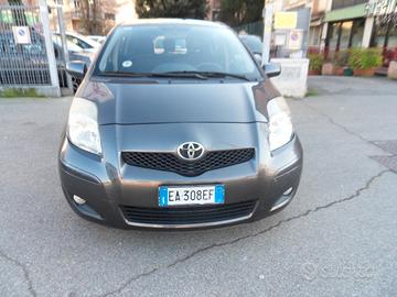 Toyota Yaris 1.3 5 porte