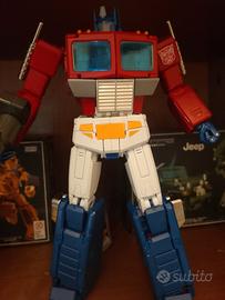 Transformers Optimus prime masterpiece 