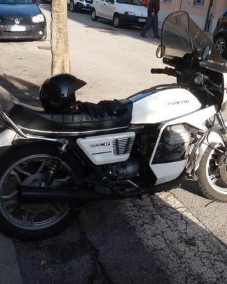 moto guzzi sp1000