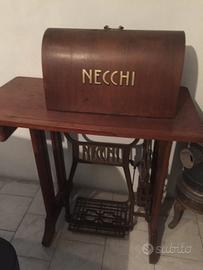 Macchina da cucire Necchi