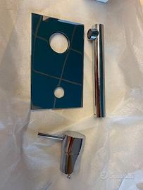 Parte esterna Miscelatore lavabo a muro cromo