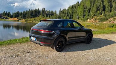 Porsche Macan 2.0 245cv pdk