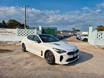 Kia Stinger 2.2 CRDi AWD AT8 GT Line